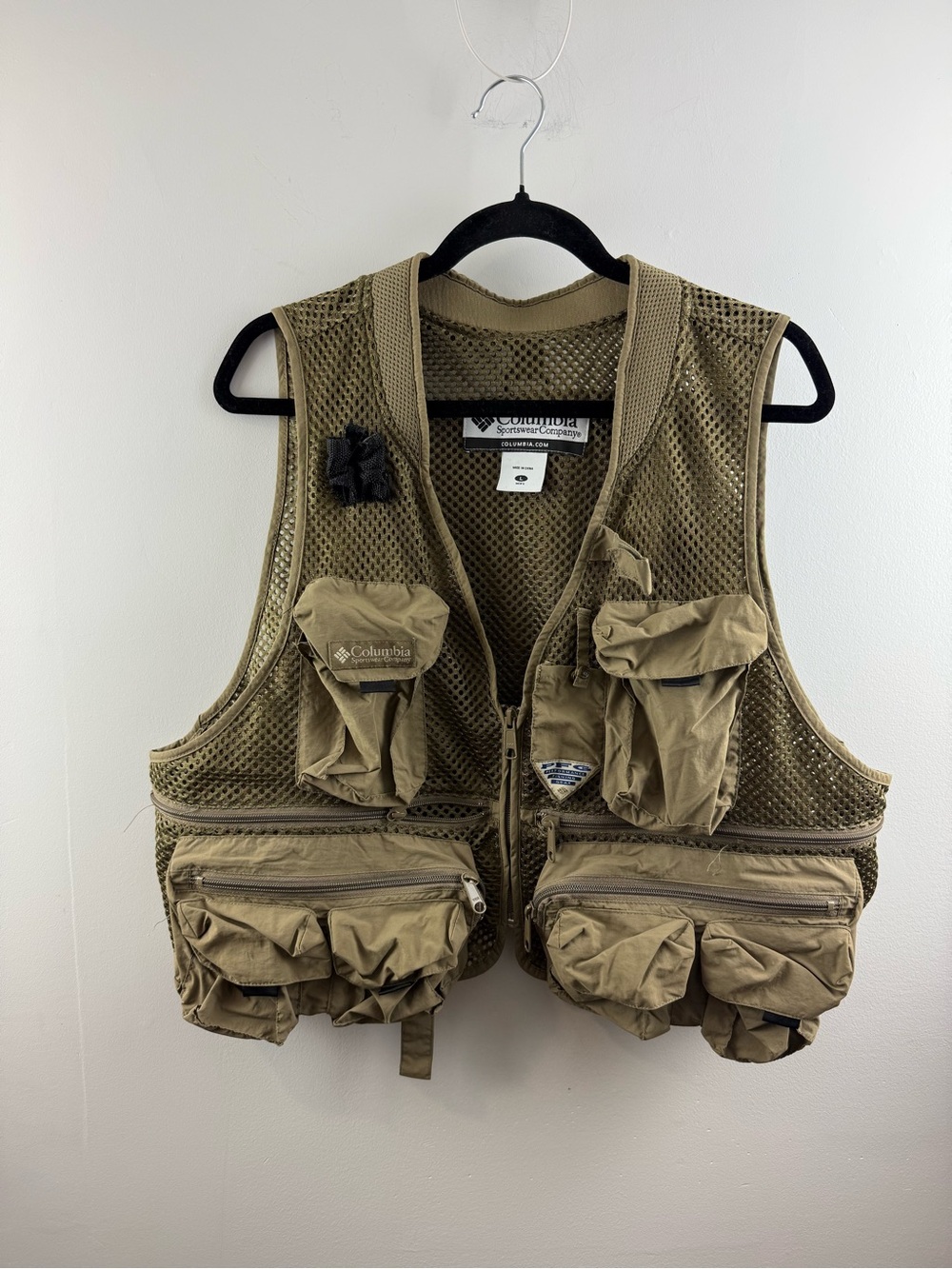 Columbia PFG Cool Creek Mesh Fishing Vest Men's Large Khaki Utility